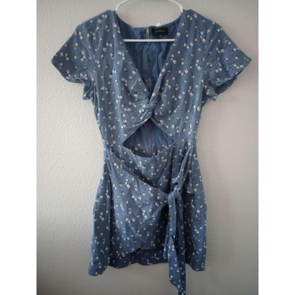 Majorelle Evelyn Dress in Blue Ditsy Revolve - Picture 1 of 3